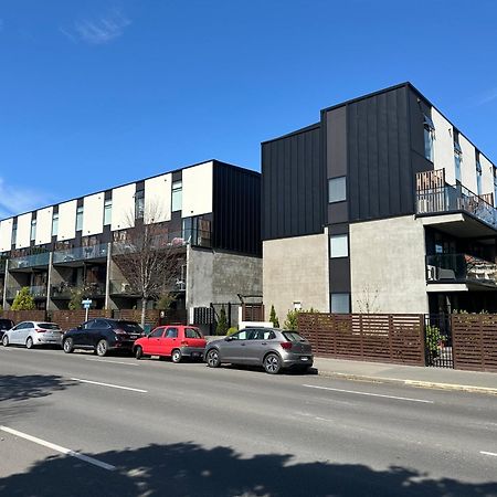 2 Bedroom City Pad With Free Car Park Christchurch Eksteriør bilde
